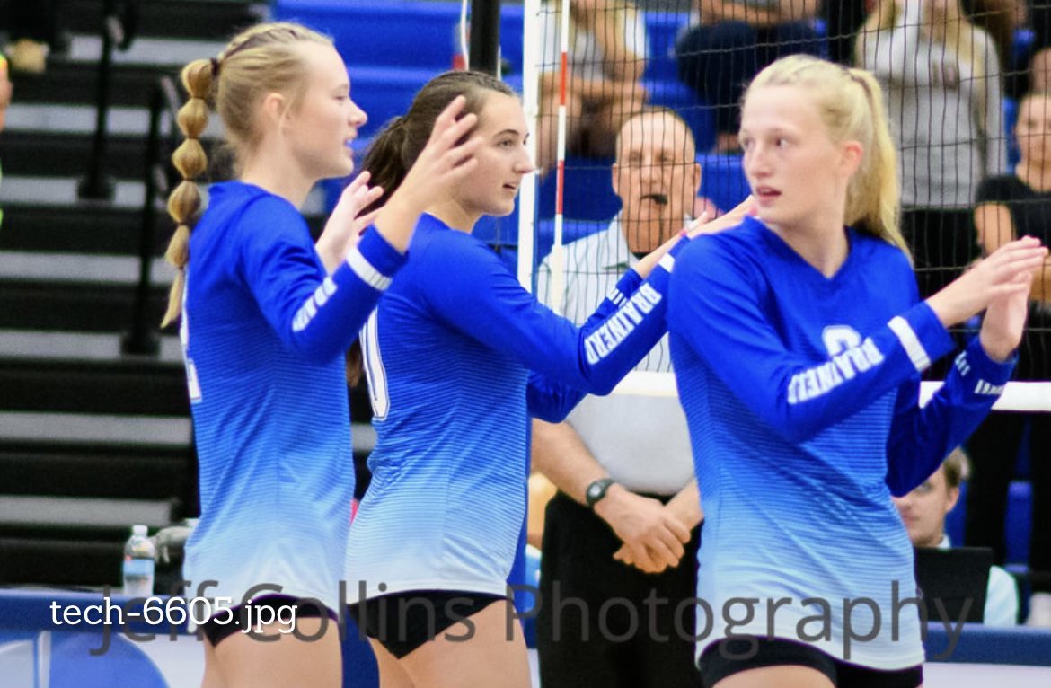 cbjorklund's tweet photo. Fun Tues night with the sweep over #StCloudTech. Tonightโฆat Sartell for another big #CLC conference matchup๐ช๐ป๐ #BrainerdWarriorVolleyball @anabjorklund25 https://t.co/FwNq7QQ8al