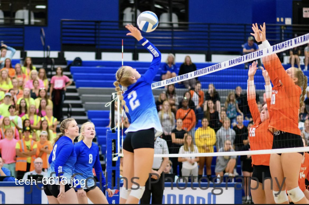 cbjorklund's tweet photo. Fun Tues night with the sweep over #StCloudTech. Tonightโฆat Sartell for another big #CLC conference matchup๐ช๐ป๐ #BrainerdWarriorVolleyball @anabjorklund25 https://t.co/FwNq7QQ8al