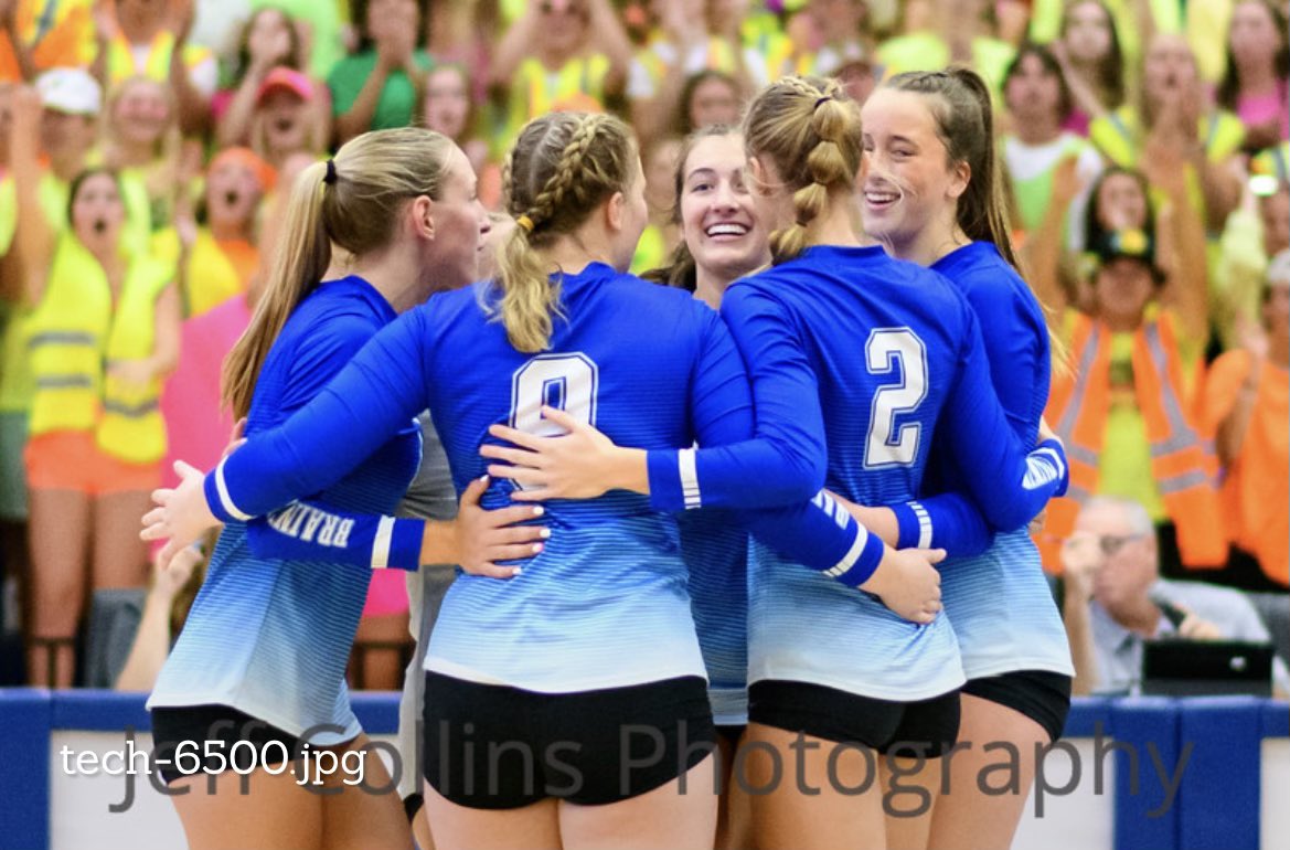 cbjorklund's tweet photo. Fun Tues night with the sweep over #StCloudTech. Tonightโฆat Sartell for another big #CLC conference matchup๐ช๐ป๐ #BrainerdWarriorVolleyball @anabjorklund25 https://t.co/FwNq7QQ8al