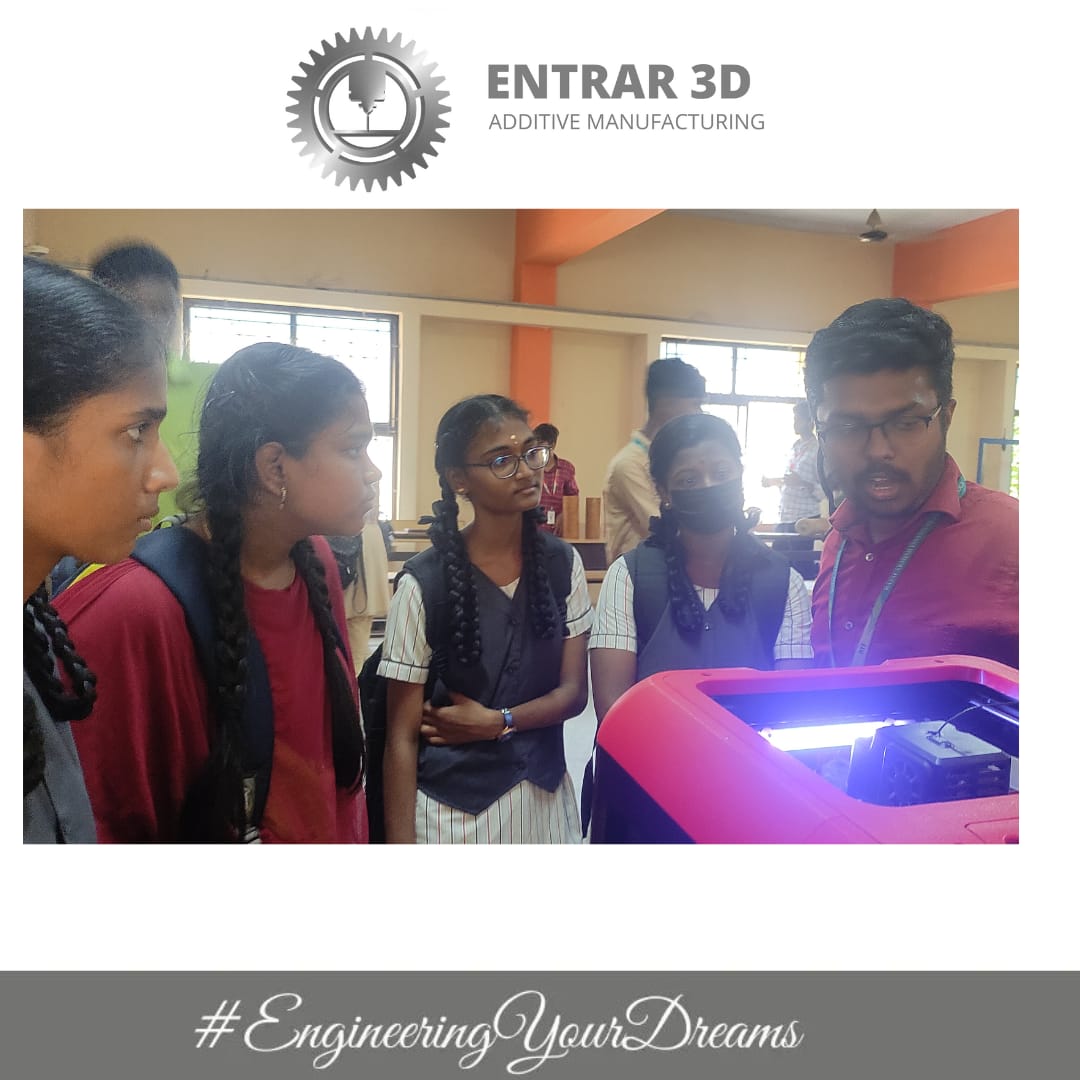Entrar3dprint's tweet photo. Team Entrar whilst the process of Igniting 2500+ young minds during Project Expo @ritchennai.

We showcased products which contributed towards creating eagerness in young minds.

 #additivemanufacturing #educate #3dprinter #youngminds #technology #project #team https://t.co/PMcSIhSBBM