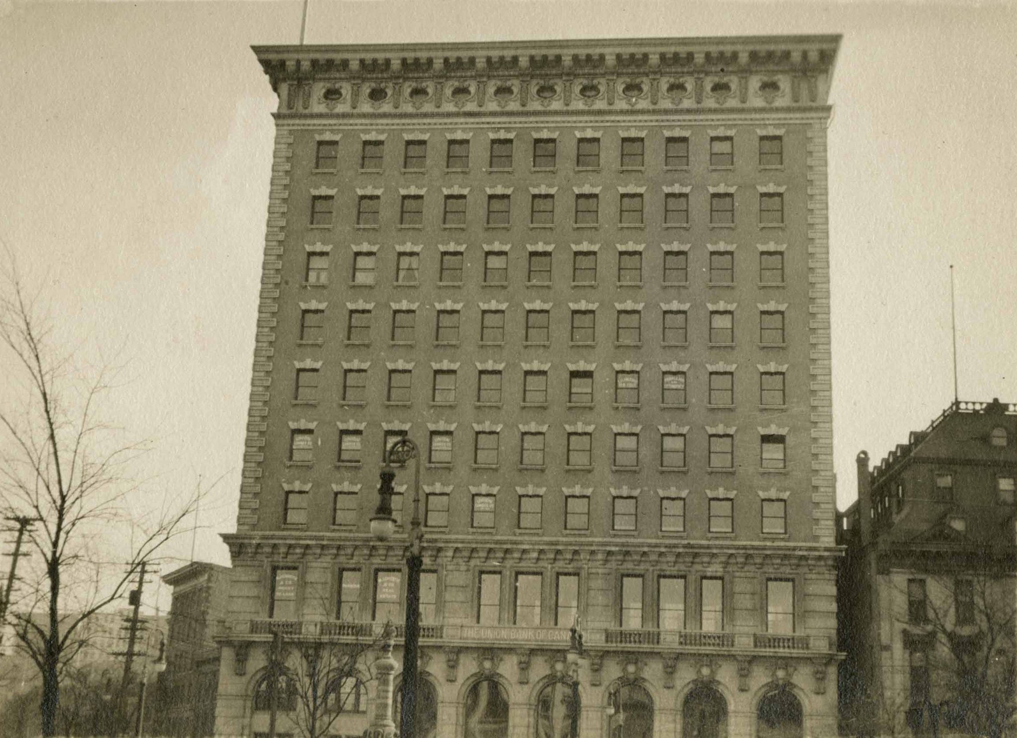city-of-winnipeg-on-twitter-tbt-photo-of-the-union-bank-building