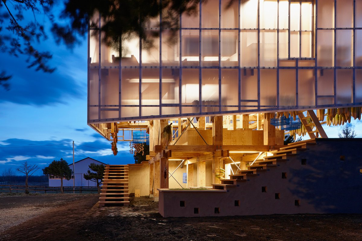 vlazenbury's tweet photo. Nest We Grow, College of Environmental Design UC Berkeley + Kengo Kuma &amp; Associates, Tankinoue, Japón, 2014. FOTOGRAFÍAS Shinkenchiku-sha https://t.co/hw6dBPmB1q