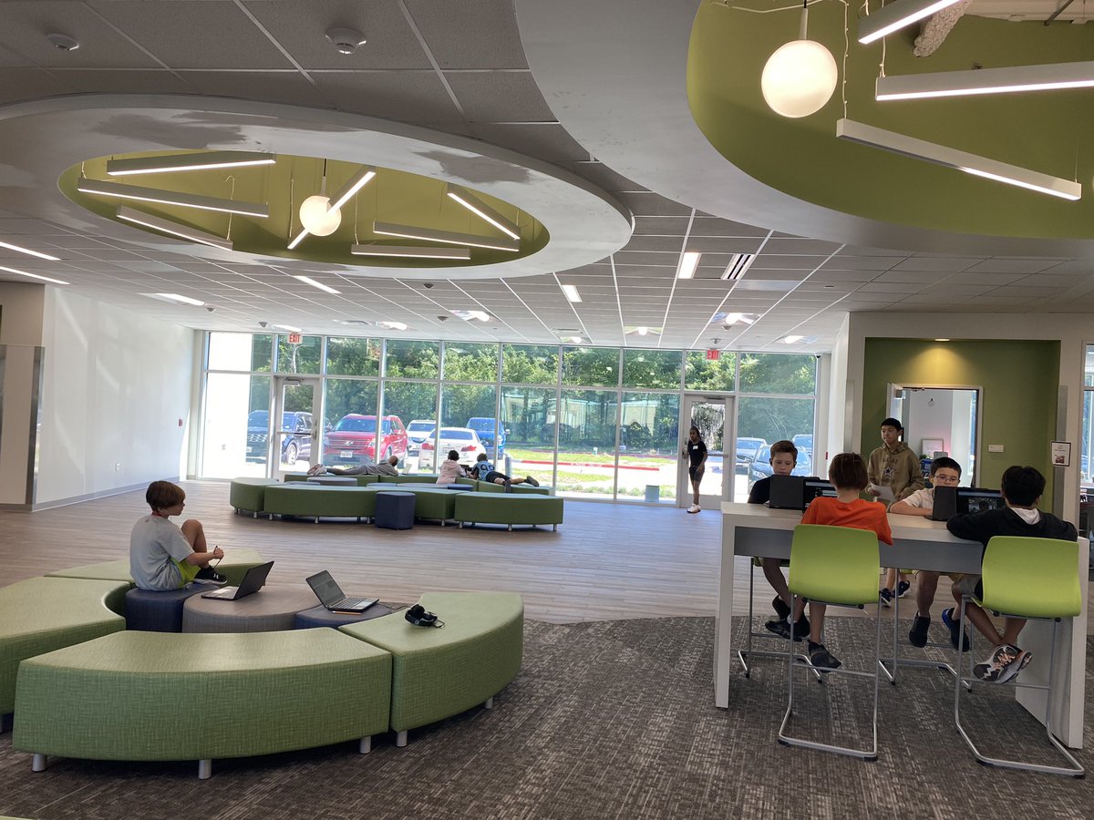 GeauxTigers1393's tweet image. Love that I get to hang out with @MathWithRansom’s mathematicians this morning as they make @MicrosoftFlip videos about integer addition today! #KMSCougarPride #FlexLearning #EdTech #FlexSpaces #MathIsFun