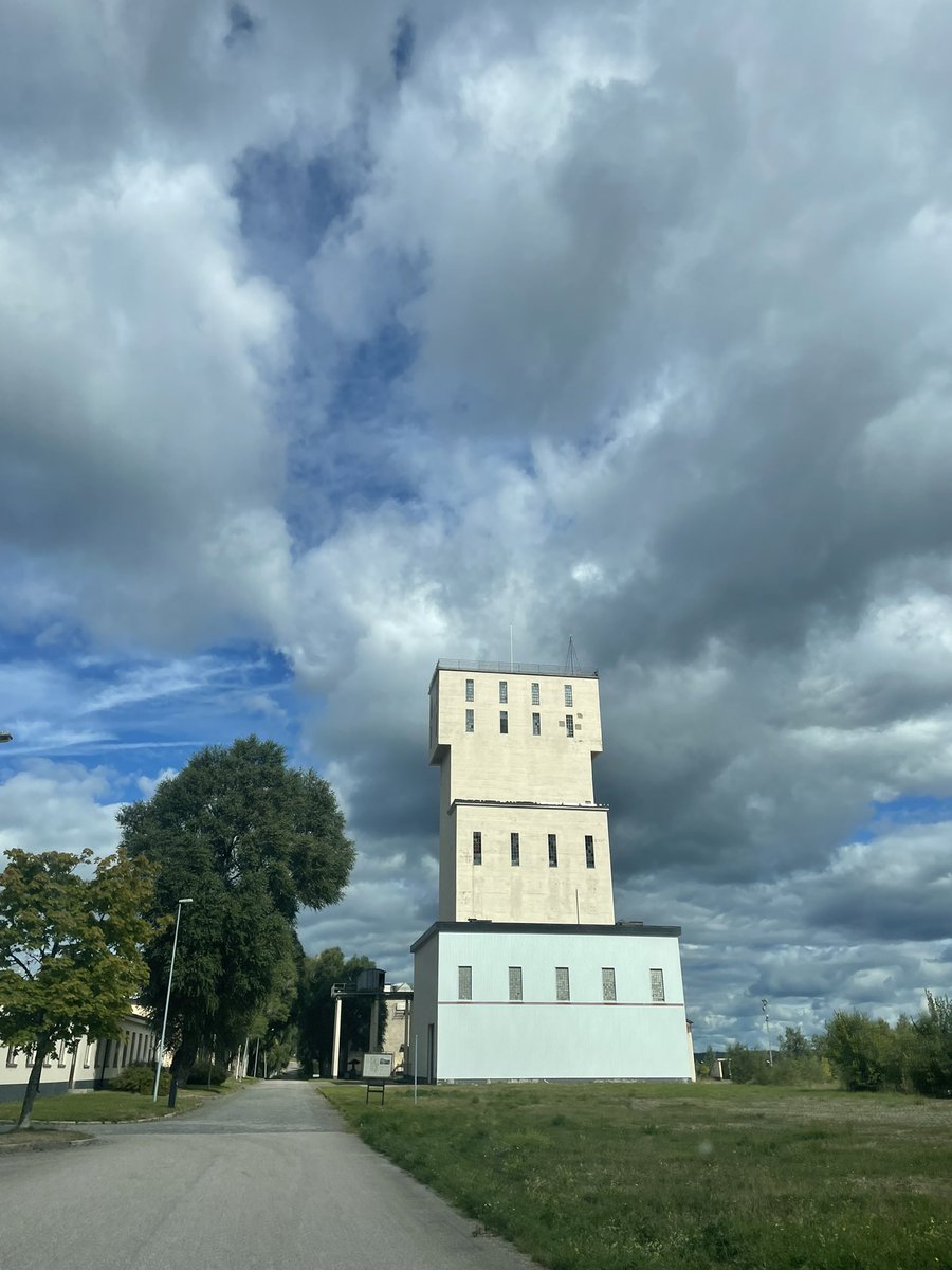 UlrikaLiljeberg's tweet photo. Träffat svensk basnäring i Grängesberg i form av Grangex AB som återanvänder ”gammal” järnmalm till nytta för klimatet, miljön och bygden. Och Sverige. #apatit #investering https://t.co/1Zqi5WCxJS