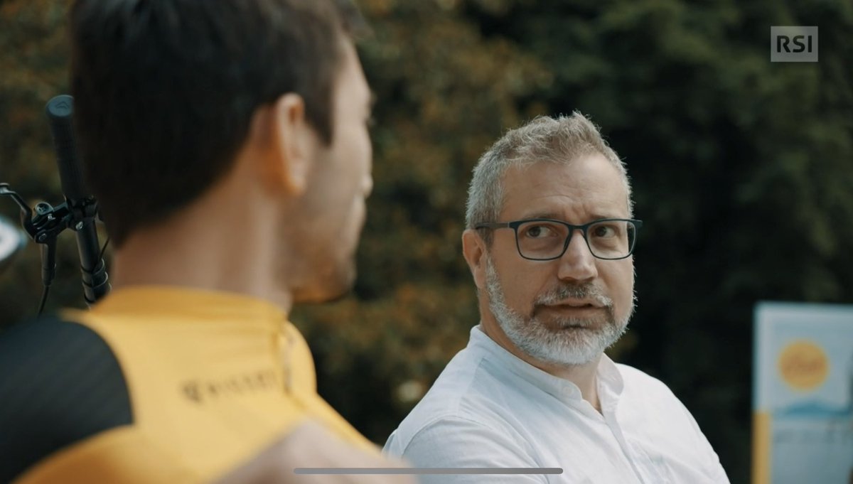 Quando sogni la merendina del tuo compagno di banco e rimani a bocca asciutta 🤣 #salirò <a href="/DannyRauseo/">Danny Rauseo</a> #cycling <a href="/RSIonline/">RSI</a> #tutorial