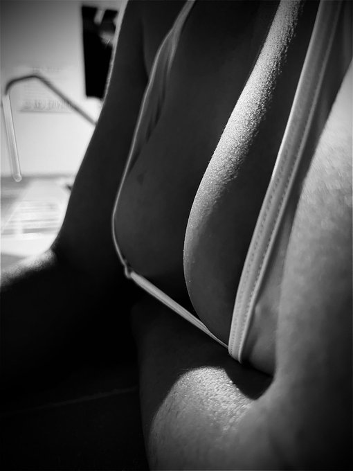 Just need a nice long cock here for me to lick while it glides through&hellip;. Is that you?😈💋💋 #bikiniday #tinybikini<a href="/tag/poolside"class="tags"><span>#poolside</span></a><a href="/tag/hotgirl"class="tags"><span>#hotgirl</span></a><a href="/tag/tinybikini"class="tags"><span>#tinybikini</span></a><a href="/tag/bikiniday"class="tags"><span>#bikiniday</span></a><a href="/tag/ta"class="tags"><span>#ta</span></a>