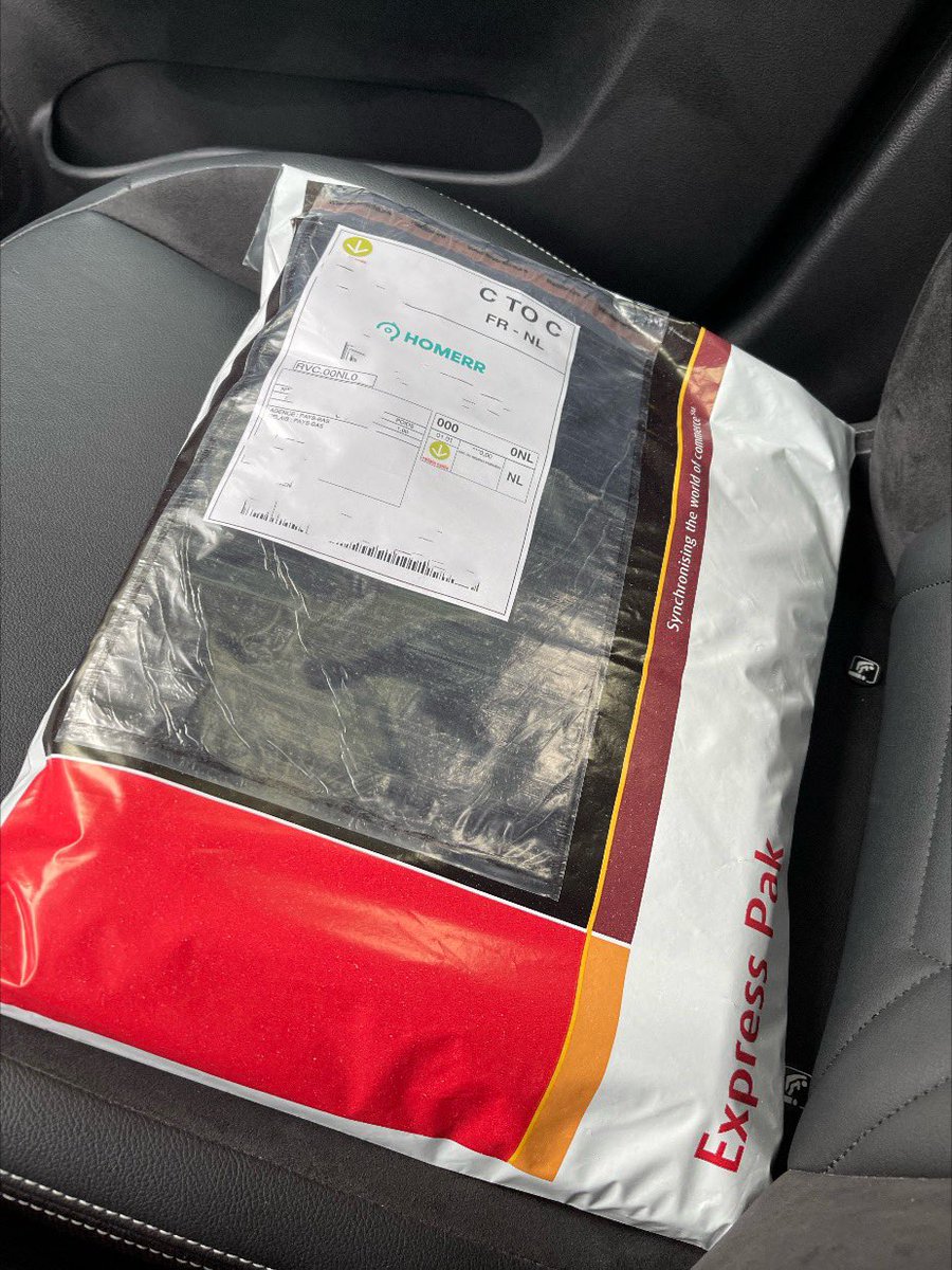 𝓝𝓪𝓶𝓲 🍊 tweet media