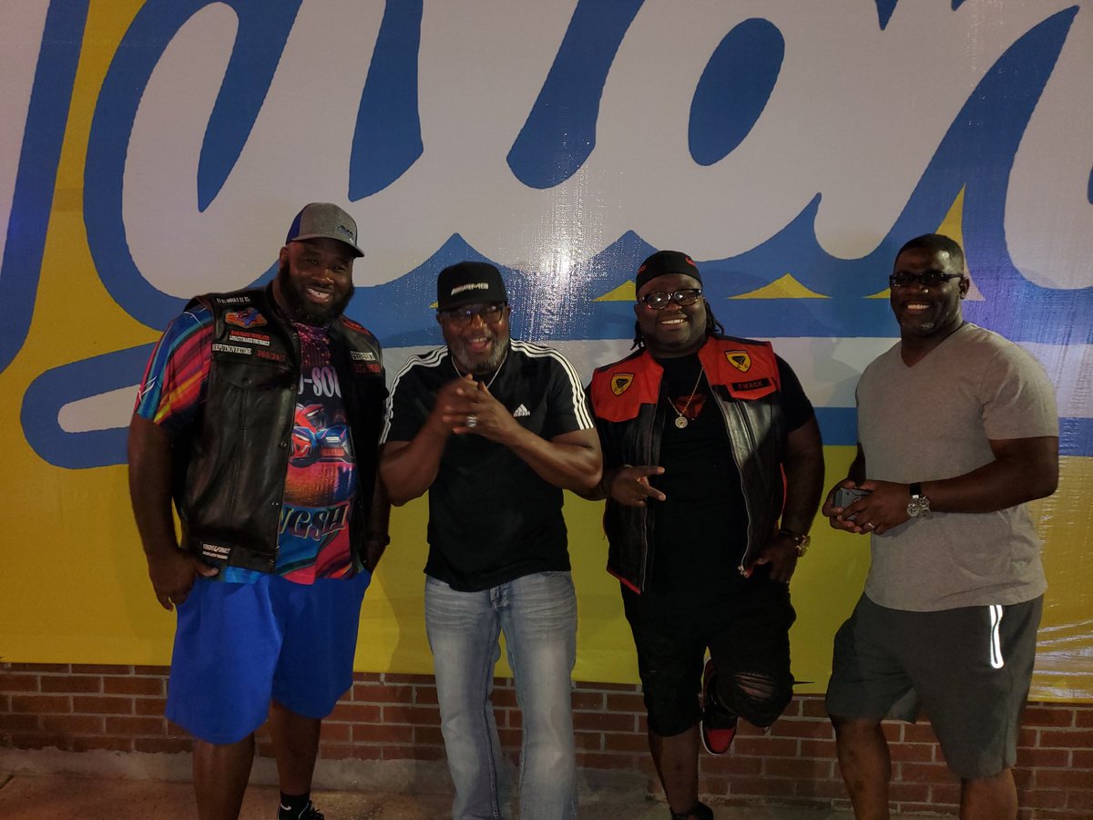 MidSouthSlings's tweet photo. Bike Night on Beale St 8/31/22 https://t.co/qpFZzAfbbg
