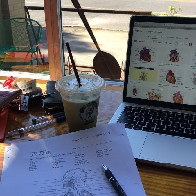 el1learn's tweet image. hi, i’m eli! new to #studytwt! looking for #studytwt moots !

    about me !
    —   18, she / her, intp ; filipino
    —   1st yr college | BSMT
    —   filo | eng
    —   likes cramming &amp;amp; loves coffee

♡ / rt to spread or to be moots !