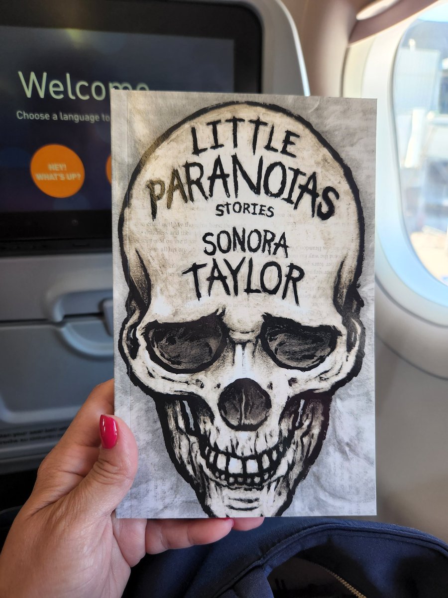 egninita1's tweet photo. Instead of #subwayreading it's #planereading. I'm in good company with @sonorawrites !! https://t.co/oxkUuT192i