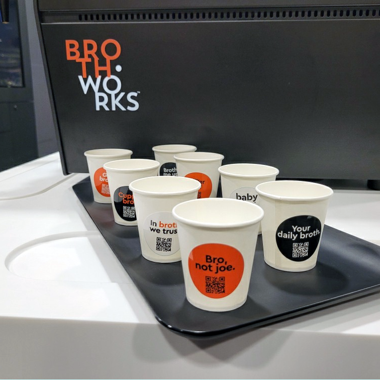 brothworks's tweet photo. Come and sample our broth! Flavours change daily and feature:
🌏 Classic recipes from cultures all around the world
🍰 Our chefs' takes on desserts 
🍳 Breakfast favourites

👉Add caffeine for an energy boost
👉Add lipids to support a #healthy brain and body
 #bonebroth #toronto https://t.co/S6fUq9i8JL