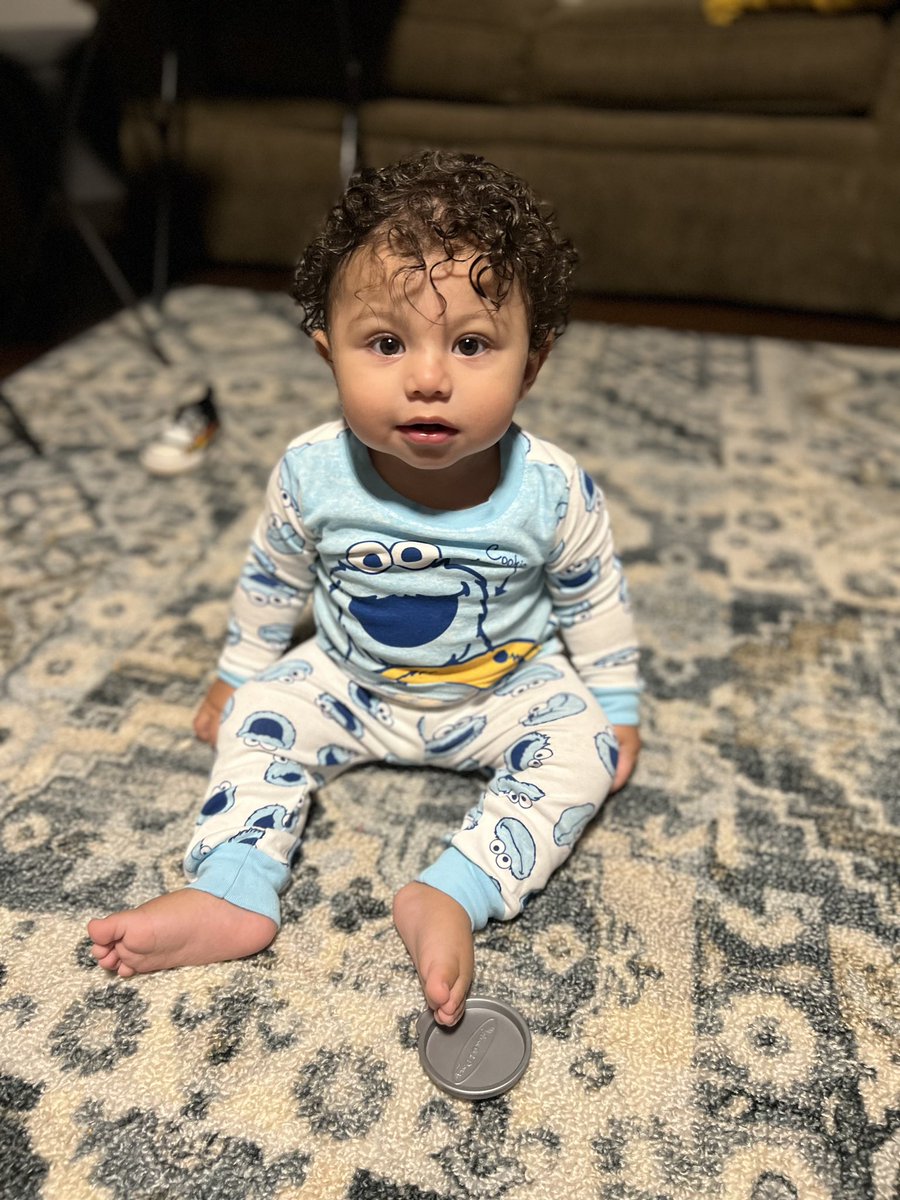 _ashleigh9's tweet photo. My son so handsome cute adorable .. etc 😩❤️❤️ https://t.co/hTR8hl7aM7