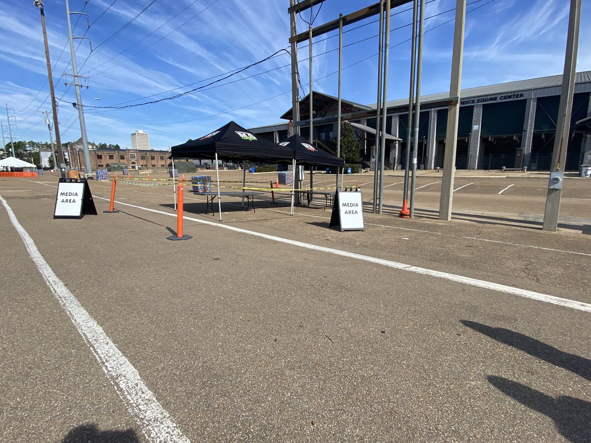 🚨MEDIA STAGING AREA🚨Media Partners we welcome you to setup under these tents near the Kirk Fordice Equine Center. Supporting our citizens is our top priority. Please do not disrupt the distribution process, you will be asked to leave. This is for your safety and theirs.