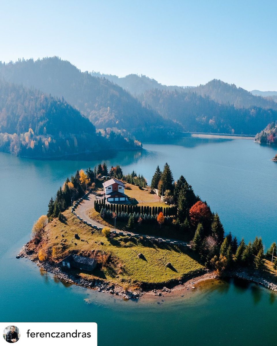 Colibita lake
Photo by Ferencz Andras
#Romania