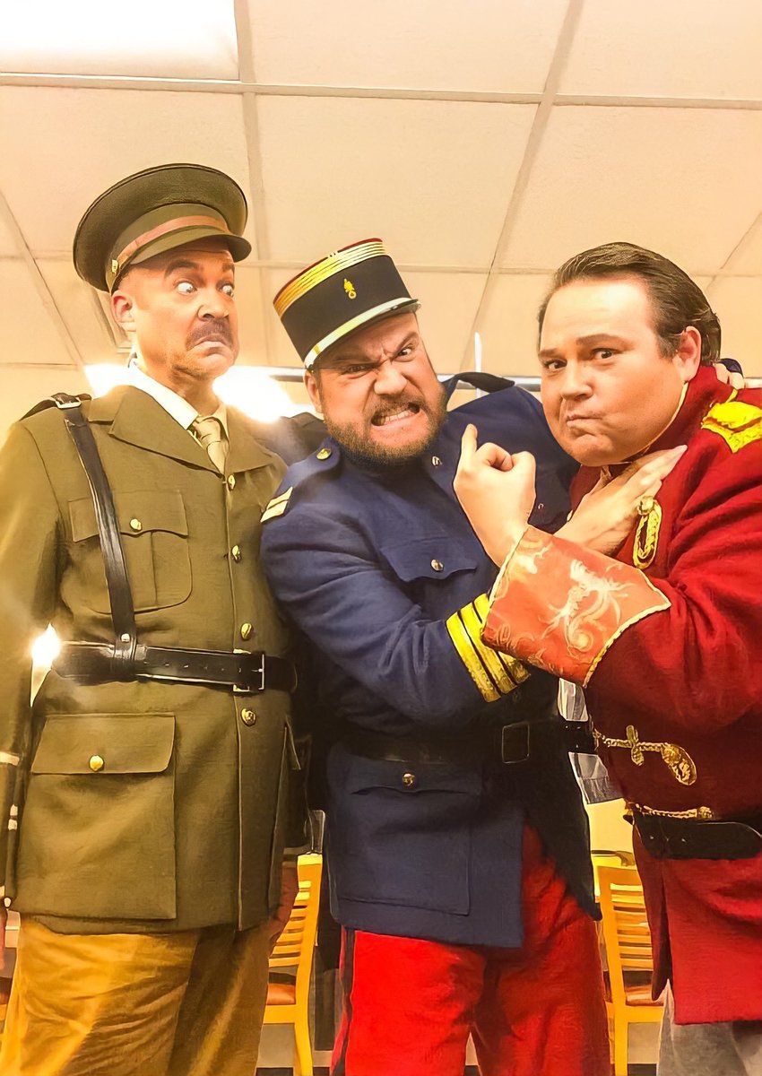 NStarkOpera's tweet photo. Backstage at @OperaSanJose during Silent Night, 2017.
British Major (Vitali Rozynko)
French General (Nathan Stark)
Der Kronprinz (Christopher Bengochea)
#ThrowbackThursday #ThrowingItBack #throwbacks #Tbt #TBThursday #opera #operasanjose #operasinger #operasingers https://t.co/fGsJESmQEo