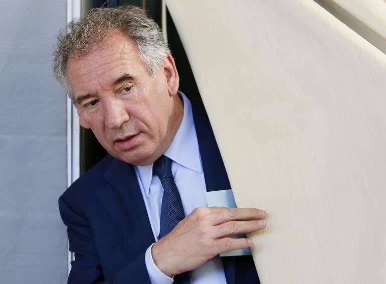 François Bayrou nommé secrétaire général du Conseil national de la refondation

La dernière preuve que ce machin ne sert strictement à rien.