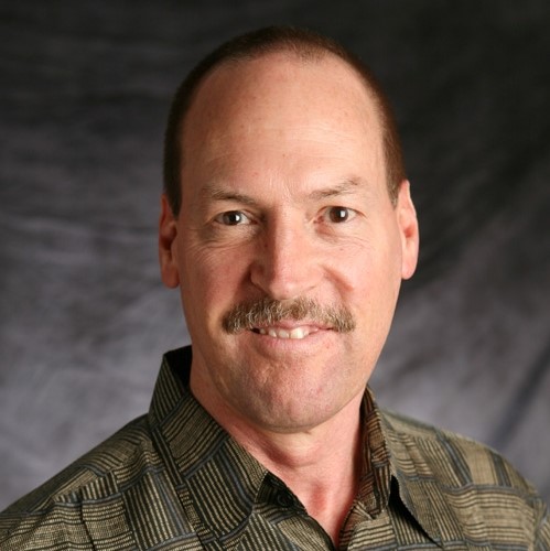 Congrats to Doug Storey, winner of the 2022 award for Faculty Excellence in Public Health Practice Globally for his partnership with <a href="/JohnsHopkinsCCP/">Johns Hopkins Center for Communication Programs</a> to design an ongoing global survey of COVID-related knowledge. 

ccp.jhu.edu/kap-covid/

tinyurl.com/2021-2020-Prac…

@johnshokinsSPH