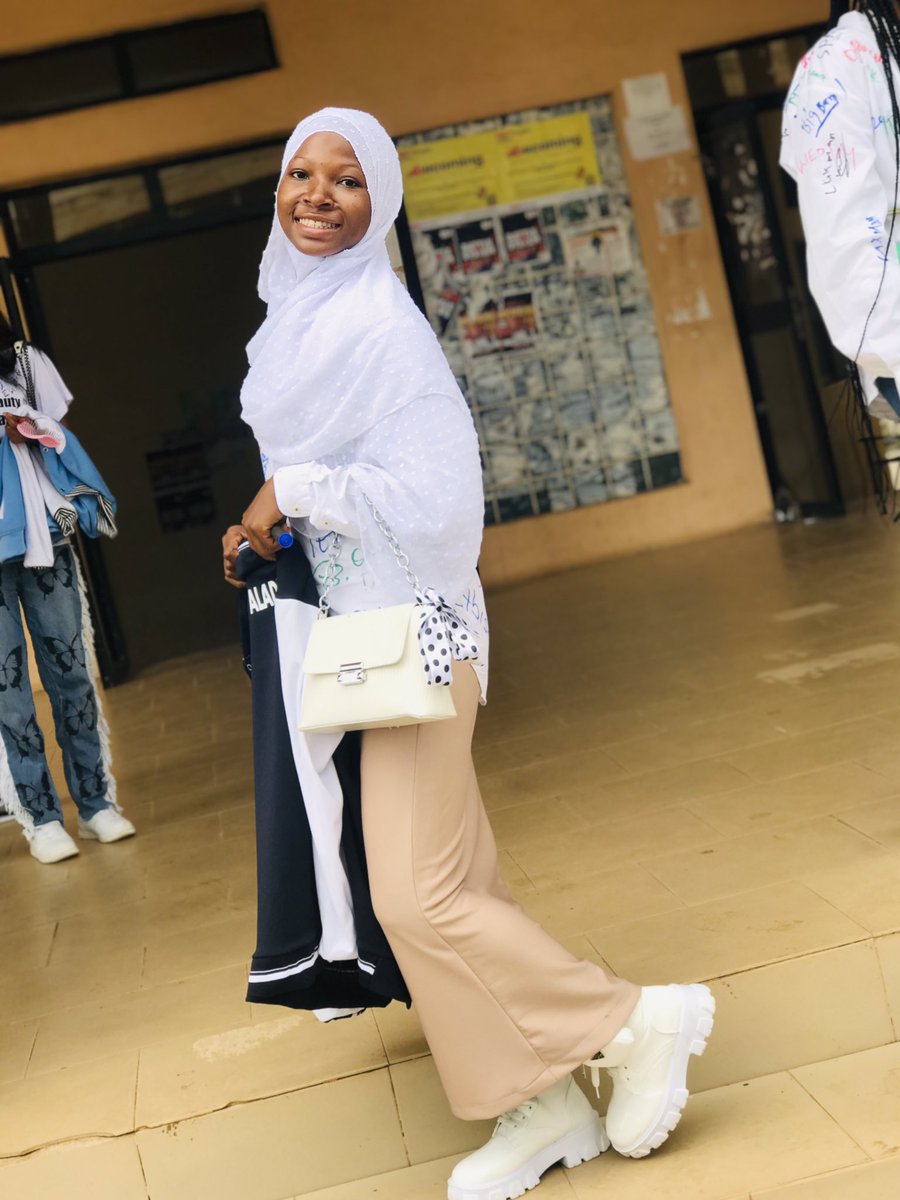 Rofihar_aladire's tweet photo. All that hardwork for just a piece of paper?…Congratulation to me on getting my piece of paper 🎉
Mom, dad, big brother, baby sis..thanks for all you’ve been doing
Bsc Microbiology bagged 📌
#uniosun #uniosunsignout #22graduate #iamoutofschool #graduated #graduate https://t.co/RWBCtc5voa