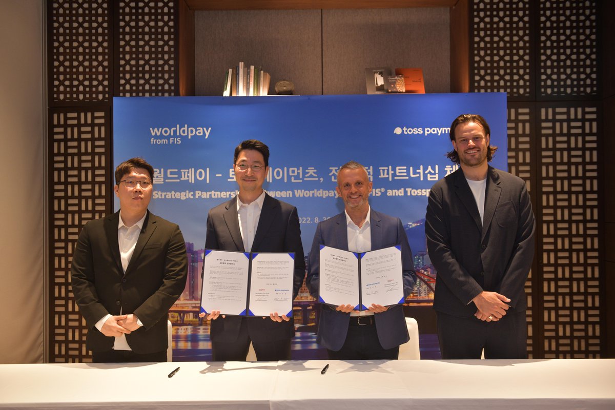 FISGlobal's tweet photo. Worldpay from FIS and Tosspayments held a contract signing ceremony in Seoul this week, cementing our commitment to this partnership, and dedication to harness the growth potential in #SouthKorea. Check out our #payments guide to South Korea: https://t.co/kzep6MeyDX #GeoExpansion https://t.co/OgGURykFvx