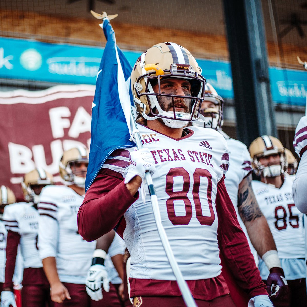 TXSTATEFOOTBALL's tweet photo. 𝗕𝗼𝗯𝗰𝗮𝘁𝘀 𝗛𝗲𝗮𝗱 𝗪𝗲𝘀𝘁

📅: September 3rd
🕟: 4:30 CT
🆚: Nevada
📍: Mackay Stadium
💻: https://t.co/GQAW6YGZmx
📻: KTSW 89.9 FM / Varsity Network app

#TEAM  #EatEmUp https://t.co/DVYQb05kS4