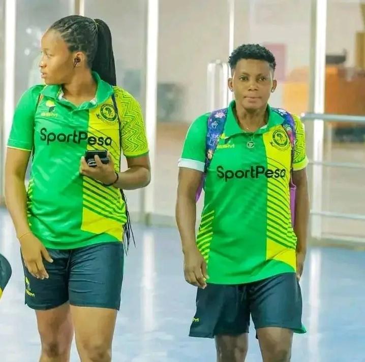 Run_Town_kid's tweet photo. #YANGA_PRINCESS IFUTWE INACHAFUA BRAND YA SOKA LA TANZANIA. hamna Sababu ya kuendelea kusaport timu ambayo Haina manufaa katika taifa tunataka timu zinazoshiliki michezo ya kimataifa. https://t.co/Ya1irh0MOK