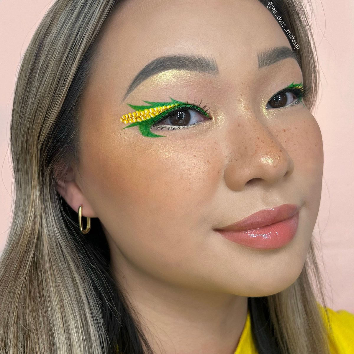 jlee_doesmakeup's tweet photo. IT’S CORN 🌽 IT’S GOT THE JUICE 🌽

IG: jlee_does_makeup https://t.co/DqaBPjllHq