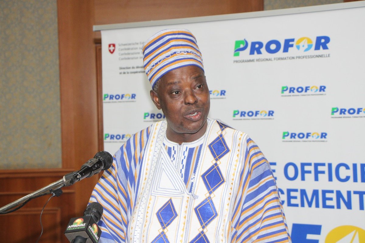 UEMOA_Officiel's tweet image. Lancement du #PROFOR ce 1er septembre 2022 à Ouagadougou par le Ministre #KokouEkeHODIN en charge de l’enseignement Technique du Togo en présence du Président de la #CommissiondelUEMOA #AbdoulayeDIOP, de #ChristianEGGS de la Coopération suisse, du Commissaire #MamaduSerifoJAQUITE