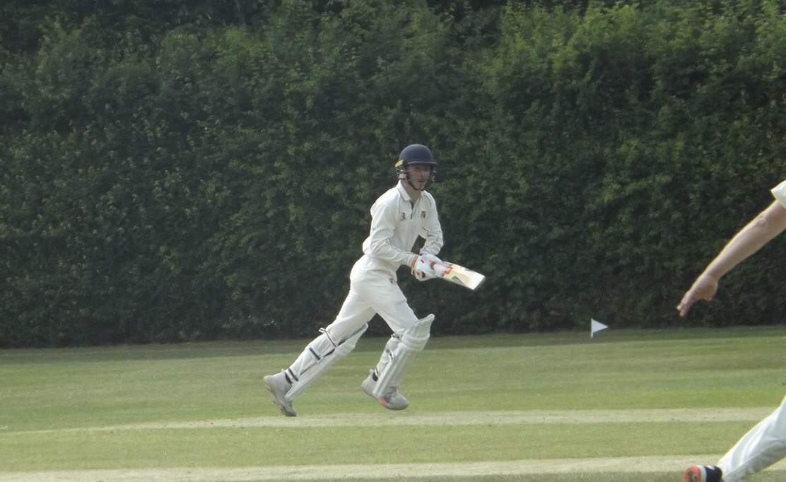 Time to say farewell to our 2022 Australian Patrick Parsons- 1146 runs at 57.30 with 4 tons - excellent cricketer- even better bloke! Good luck in the future &amp; stay in touch! 🇬🇧🇦🇺#waresley. #waresleyfamilyforever