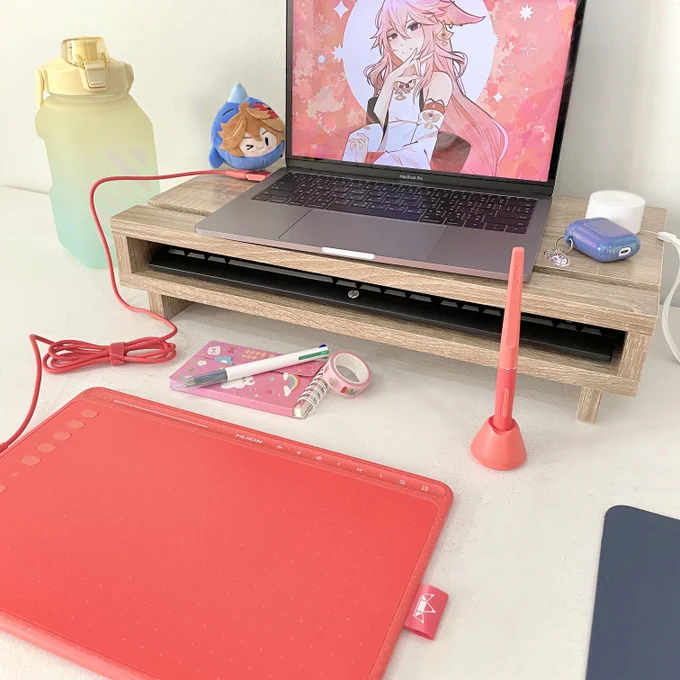  Huion HS611 Giveaway! Huion is hosting a giveaway with me, one winner will be picked on the 8th Sep 2022How to Join :1. Follow me and  2. Retweet and like this tweet!(1/2) 