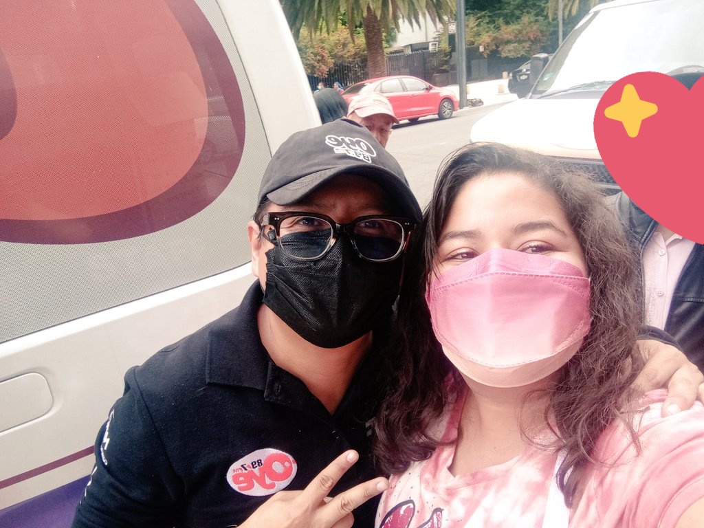 andyhdz15's tweet photo. @OyeAlbert897 @Oye897 Super feliz de volver a escuchar tu voz y que alegres las mañanas con tu carisma https://t.co/jXA1vCZnxf