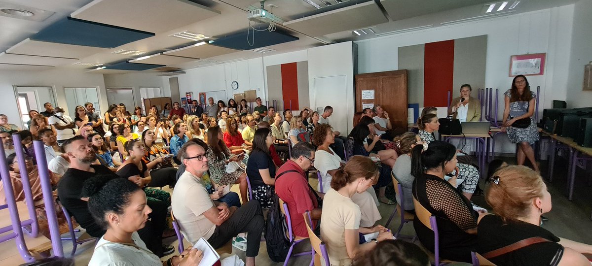 PEEP_Courteline's tweet photo. Accueil des parents de 6e au @CollgeCourteli1 
Bonne #Rentree2022 à tous ! https://t.co/Aqd7FUy7e3