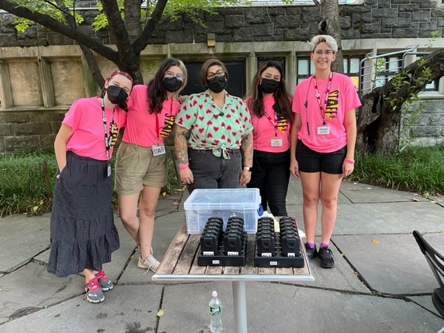 TDFNYC's tweet photo. We had a fabulous night at @PublicTheaterNY's #AsYouLikeIt in the park! Last night marked our most recent #AudioDescriptive performance (described by the wonderful Andrea Miskow).
For more information on our #accessibility programs please visit: https://t.co/9alZzBDSwY https://t.co/QrdUnTxFO7