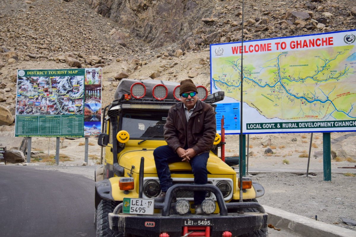 masaudgondal's tweet photo. Beautiful picture on our way back after our Autumn Tour from Khaplu ,Ghanche, Pakistan (November 2019)
Watch full video from Skardu to Khaplu on
https://t.co/sfRu1rIfAf
#ManWithYellow4x4
#offroad
#toyotabj40
#tlc40
#offroad4x4
#toyotafj40
#pakistan
#Khaplu
#Ghanche
#autumn https://t.co/93xO8Y2Cvg