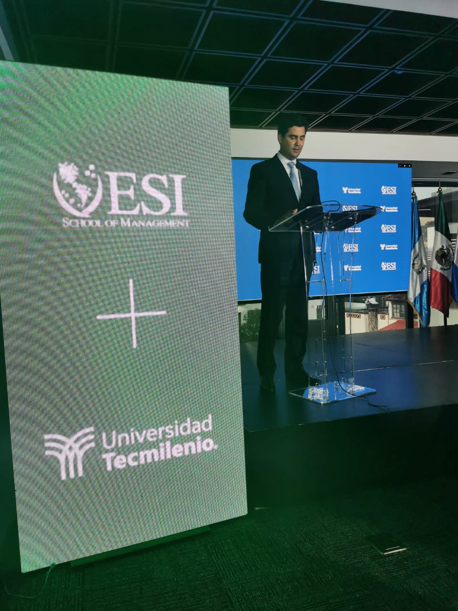 BrunoZepedaB's tweet photo. Estoy muy orgulloso del proyecto de #Internacionalización en @Tecmilenio, liderado por Victor Ortiz, donde ya estamos formando #aprendedores en Centroamérica. ¡Felicidades a los primeros 49 graduados de Liderazgo y Organizaciones Positivas en #Guatemala! https://t.co/3BHex2CYEn