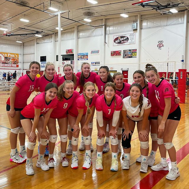 AltoonaBoosters's tweet photo. Game Day! Varsity/JV 5pm &amp; 7:30pm
#gorails https://t.co/Ndtn5JBaBt