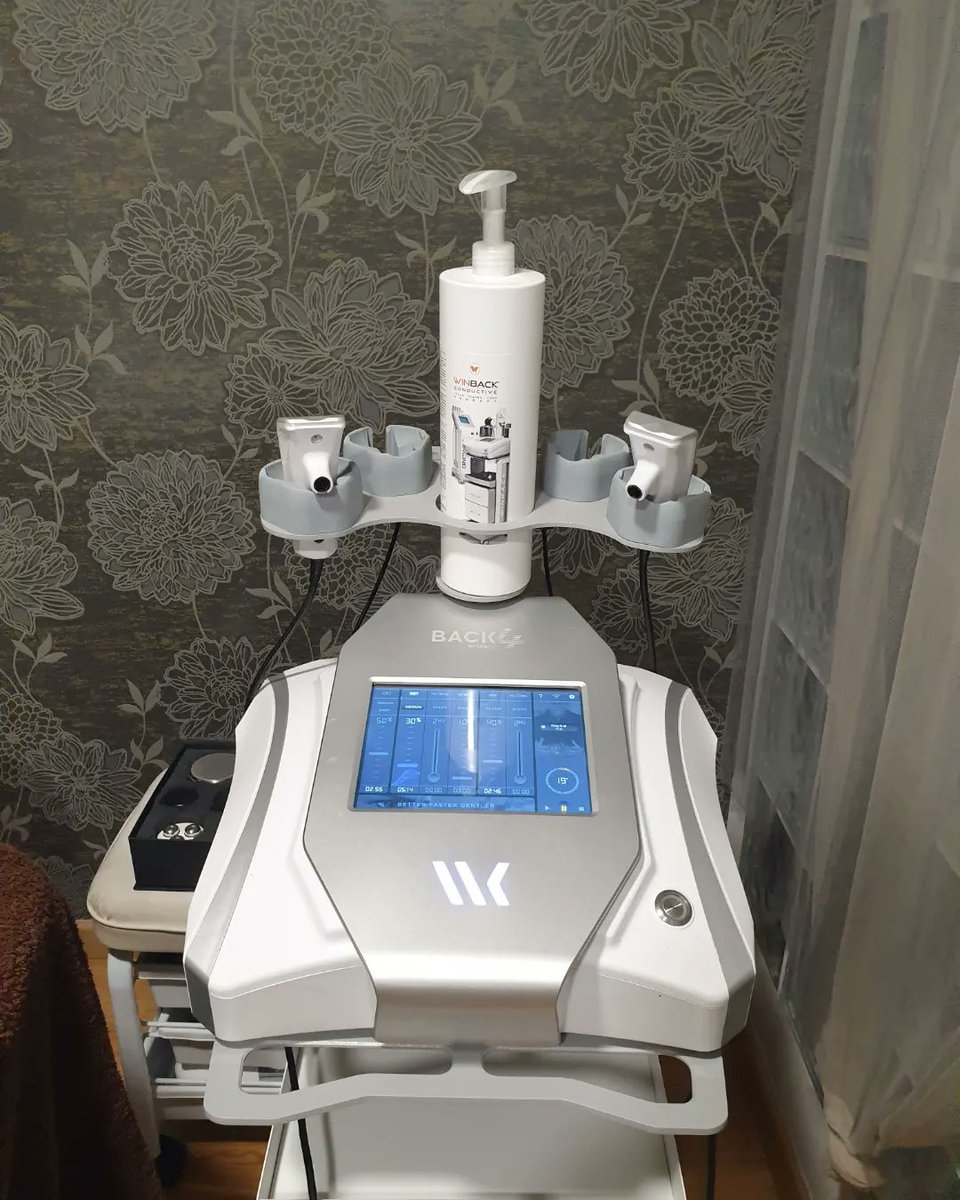 Nueva Back4, la mejor tecar jamás creada. Con más  de 200w Back4 tiene la mayor potencia del mercado. Con 2 generadores, permite tratar 2 zonas al mismo tiempo. 
Para demos o más info ☎️ 638924232. Marta@winback.com 
#tecarterapia 
#fisioterapia 
#rehabilitacion 
#winback