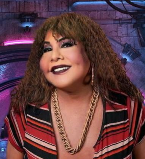 RAJEENarinesin1's tweet photo. IT'S A LOVE-HATE SITUATION! LOL, It's funny how guys like to see you all made up but then also complain about the makeup getting on them!
I am #RAJEENARINESINGH and I am known as the "BOTCHED BEAUTY"! #BotchedTV #entertainment #TrueBeautyIsFromWithin https://t.co/dvUbLRiPp9