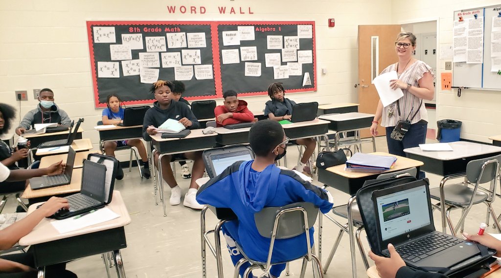melanie_kellam's tweet photo. Great leaders model, support, and lead by example! Check out our @WMSHCS leader @wilkerson_banks stepping in to teach our 8th grade Algebra I students. #servantleader #ExpectExceptionalHCS @RobynWhiteHCS @serveandlead613 https://t.co/0Gw2Co6eeD