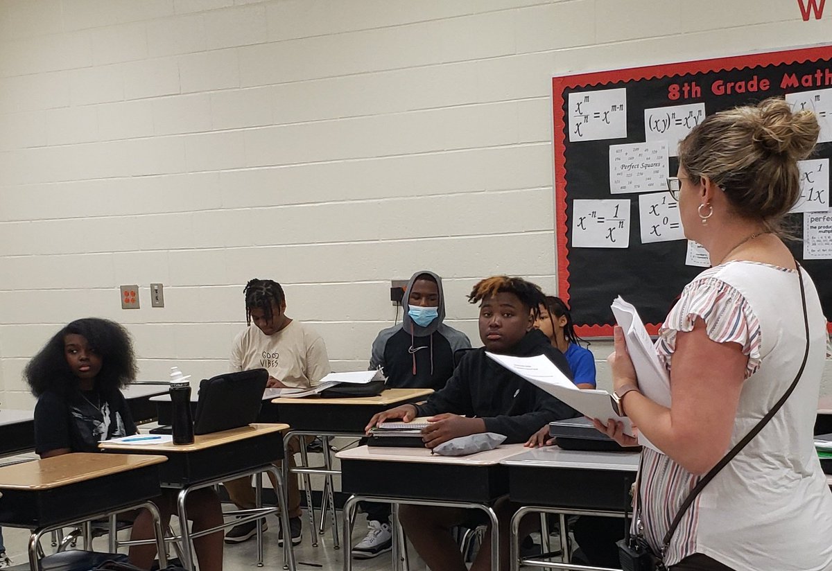 melanie_kellam's tweet photo. Great leaders model, support, and lead by example! Check out our @WMSHCS leader @wilkerson_banks stepping in to teach our 8th grade Algebra I students. #servantleader #ExpectExceptionalHCS @RobynWhiteHCS @serveandlead613 https://t.co/0Gw2Co6eeD
