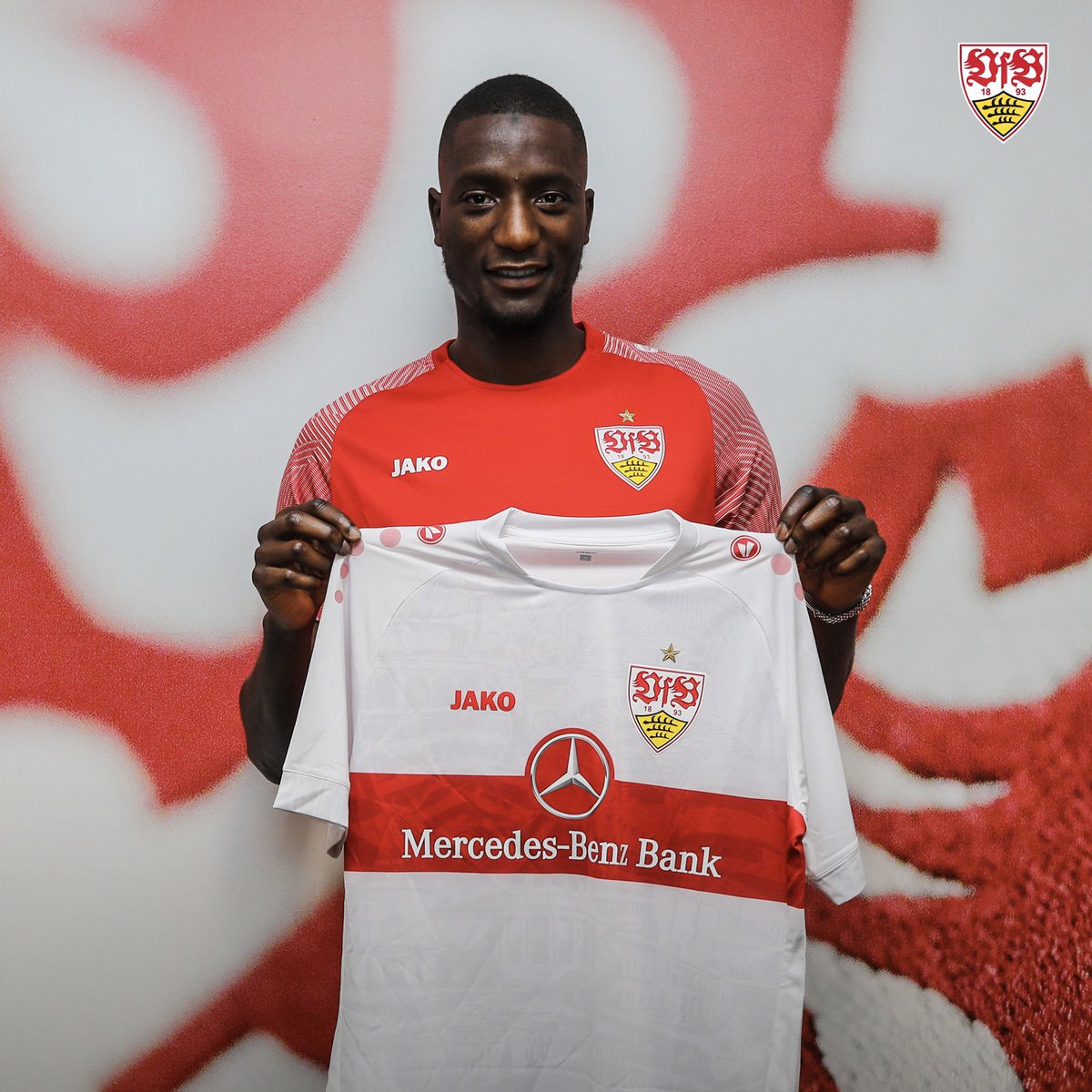SportContents's tweet photo. Sous forme de prêt jusqu’en fin de saison, @Guirassy_19 rejoint le @VfB 🇩🇪 où il portera le symbolique numéro 9️⃣ 😍🇬🇳
#ExpertsFoot224 https://t.co/bEFNjSVHdo