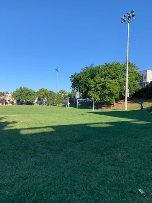 svop18's tweet photo. Still no soccer net. Any luck helping us get this fixed? @DCDGS @DCDPR @dcpublicschools ?  PS - grass looks great!  We are excited to have our kids out there in the fresh air using the space. https://t.co/ADnBC9mdtt