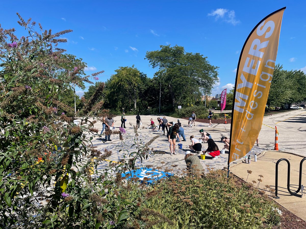 MyersSchoolUA's tweet photo. Artist Stacy Levy is working with our students today in front of Folk Hall to paint the hydrology of rain water moving across a parking lot using chalk paint. The painting will continue until around 4 PM.
#waterdetectives #talkingaboutwater #artandscience #synapse15 https://t.co/ORTzgWKMoi