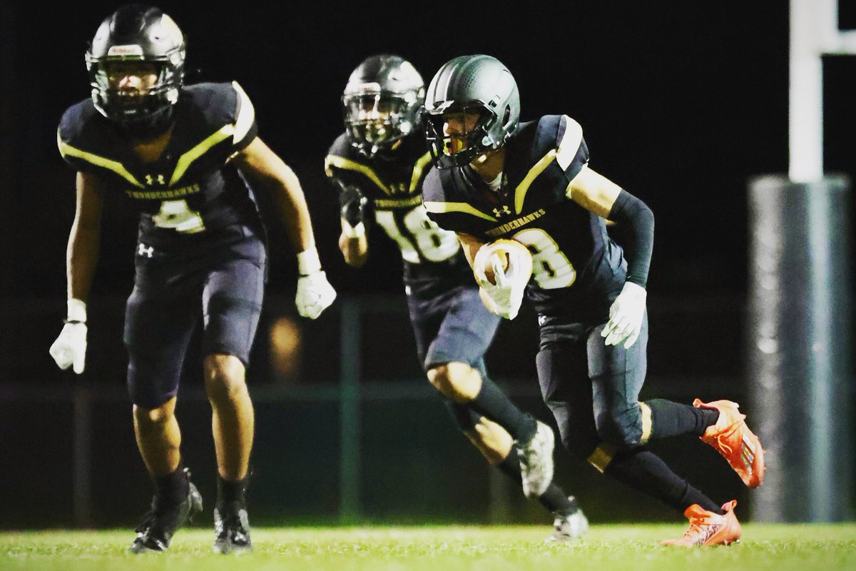 PrairieViewHS_Athletics (@athletics_pvhs) on Twitter photo <a href="/PVThunderhawkFB/">PrairieViewHSFootball</a> is back HOME!
📍HOME - Thunderhawk Stadium
⏰- 7pm
🆚 <a href="/WeAreOverland/">Overland Athletics</a>
🎟- @ticketspicket or at the gate
📺- <a href="/NFHSNetwork/">NFHS Network</a>
Tonight is also Military Appreciation Night! 🇺🇸 All active duty, reserve and veterans get in free!
📸<a href="/wswaterhouse/">Willis Waterhouse</a> <a href="/PVThunderhawkFB/">PrairieViewHSFootball</a> is back HOME!
📍HOME - Thunderhawk Stadium
⏰- 7pm
🆚 <a href="/WeAreOverland/">Overland Athletics</a>
🎟- @ticketspicket or at the gate
📺- <a href="/NFHSNetwork/">NFHS Network</a>
Tonight is also Military Appreciation Night! 🇺🇸 All active duty, reserve and veterans get in free!
📸<a href="/wswaterhouse/">Willis Waterhouse</a>