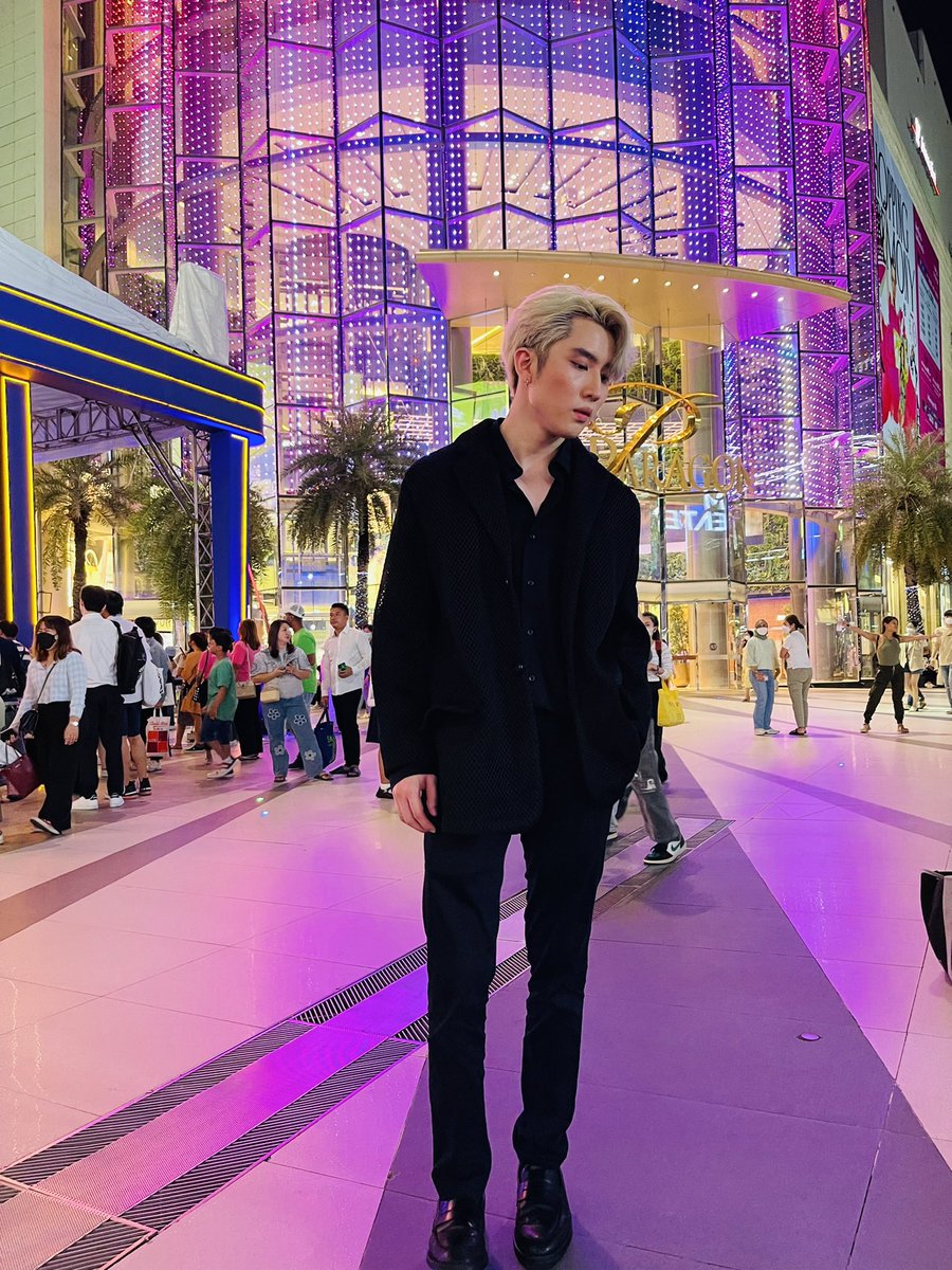 yyfc__'s tweet photo. รู้ว่าหล่อ ก็เต็มใจให้หล่อ 🥰🫣

#yutksd https://t.co/Zmo88n9RBv
