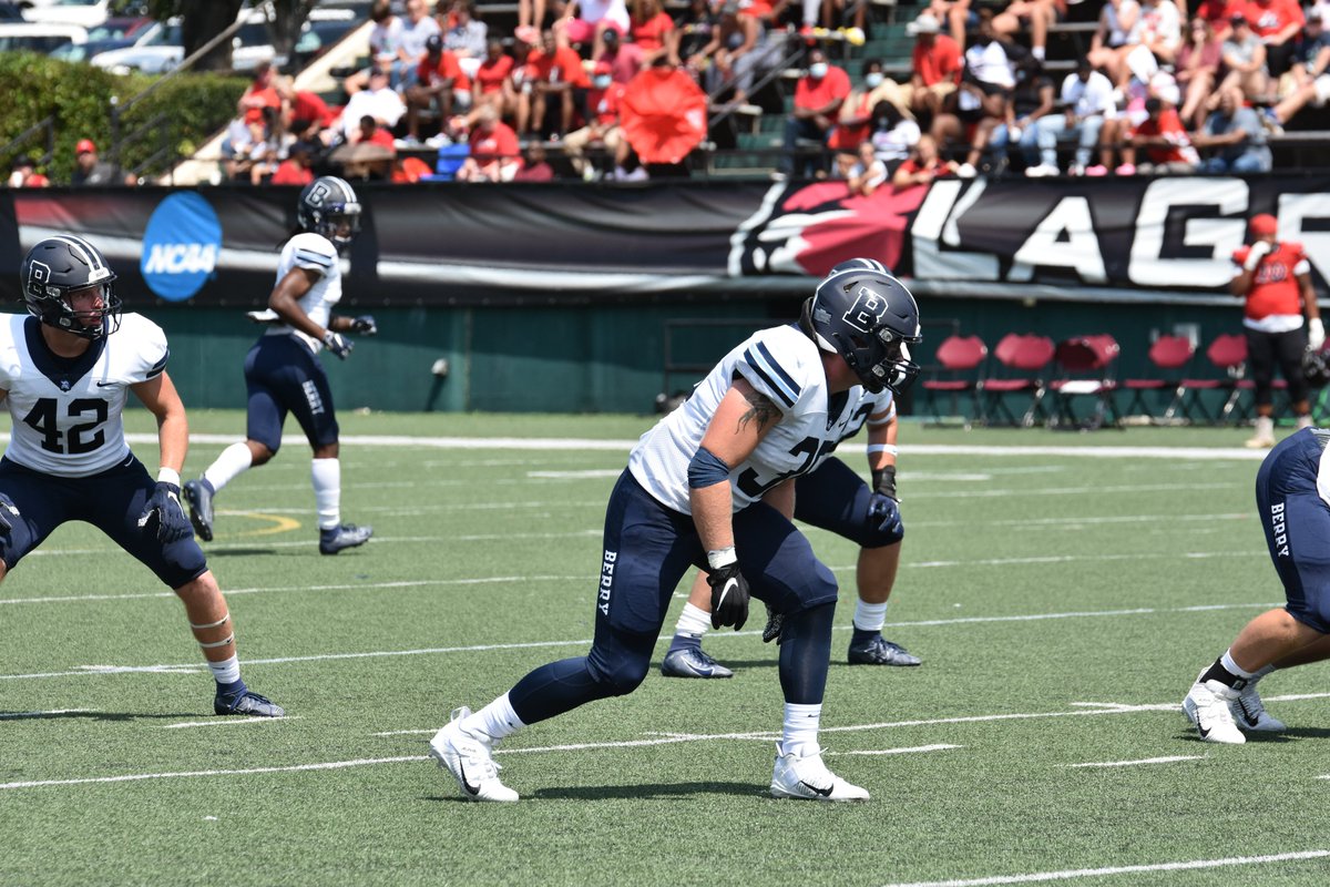 Congrats to All-Conference LB Jake Weitkamp (<a href="/JakeWeitkamp/">Jake Weitkamp</a>), the <a href="/BerryFootball/">Berry Football</a> nominee for the 2022 #CampbellTrophy! bit.ly/2SjTchv <a href="/BCCoachK/">Tony Kunczewski</a>