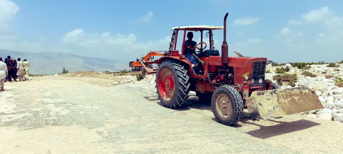 Urgent appeal: Government assistance is immediately needed to open road access to Shadatkot. Supplies &amp; essentials must be brought in for displaced public. We are tirelessly working with limited machinery to create road access since days.  <a href="/dpr_gob/">Govt. of Balochistan</a> <a href="/GovtofPakistan/">Government of Pakistan</a> <a href="/CMShehbaz/">Shehbaz Sharif</a>