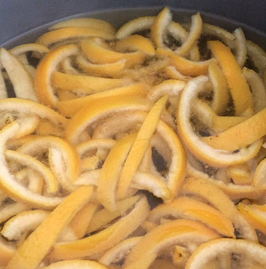 WildChildChoc's tweet image. Lemons, limes, oranges oh my! Candy week is in full swing and here I go. Wash, peel, trim, blanch, blanch, blanch, blanch.
:
#candyweek #candy #candymaking #wild #child #chocolate #lemon #lime #orange #organic #organicfood #advenure #wildchildchocolate #somervillema