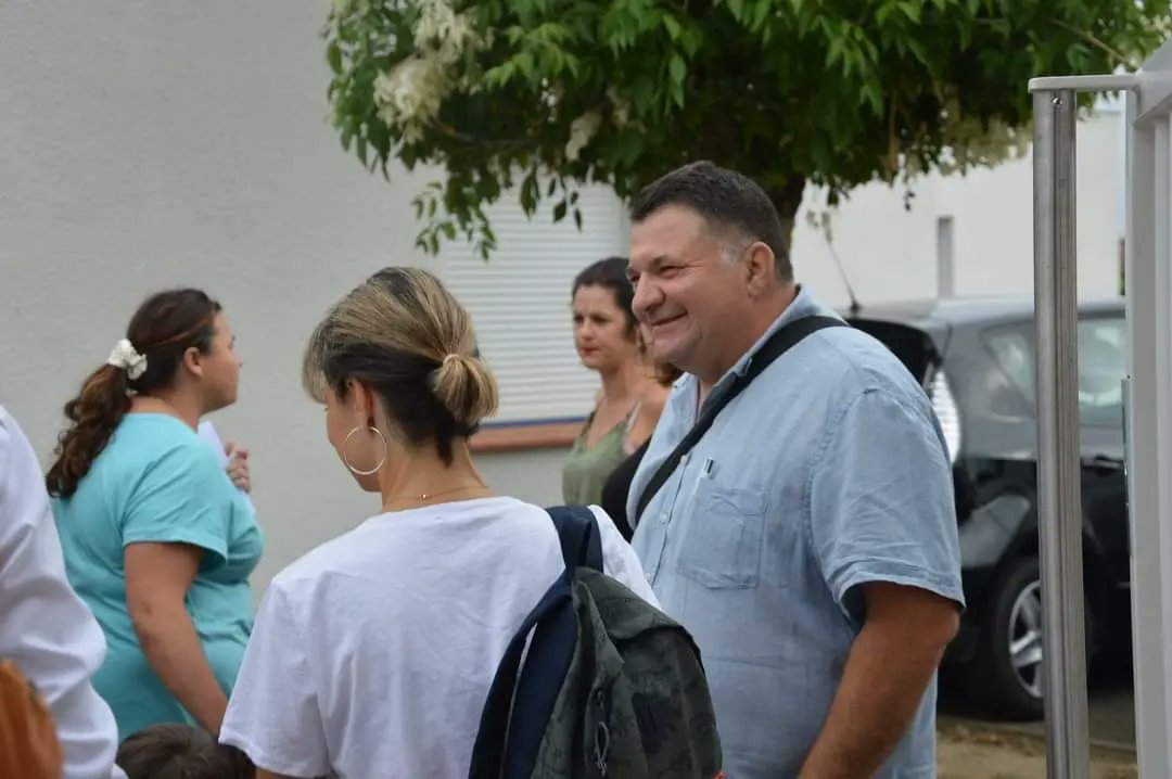 bouloc31's tweet photo. L'heure de l'école a sonné pour les élèves boulocains. Les sourires et quelques pleurs ont animé cette rentrée. https://t.co/Uwf8tvYEom