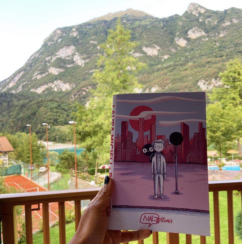 thegeekgoli's tweet photo. This beautiful Italian comic book called Paracity was meant to be read in this place. It’s a short and sweet visual (without words) story about modern/urban life. #paracity #comicbooks #graphicstorytelling https://t.co/4BmSNBkbus