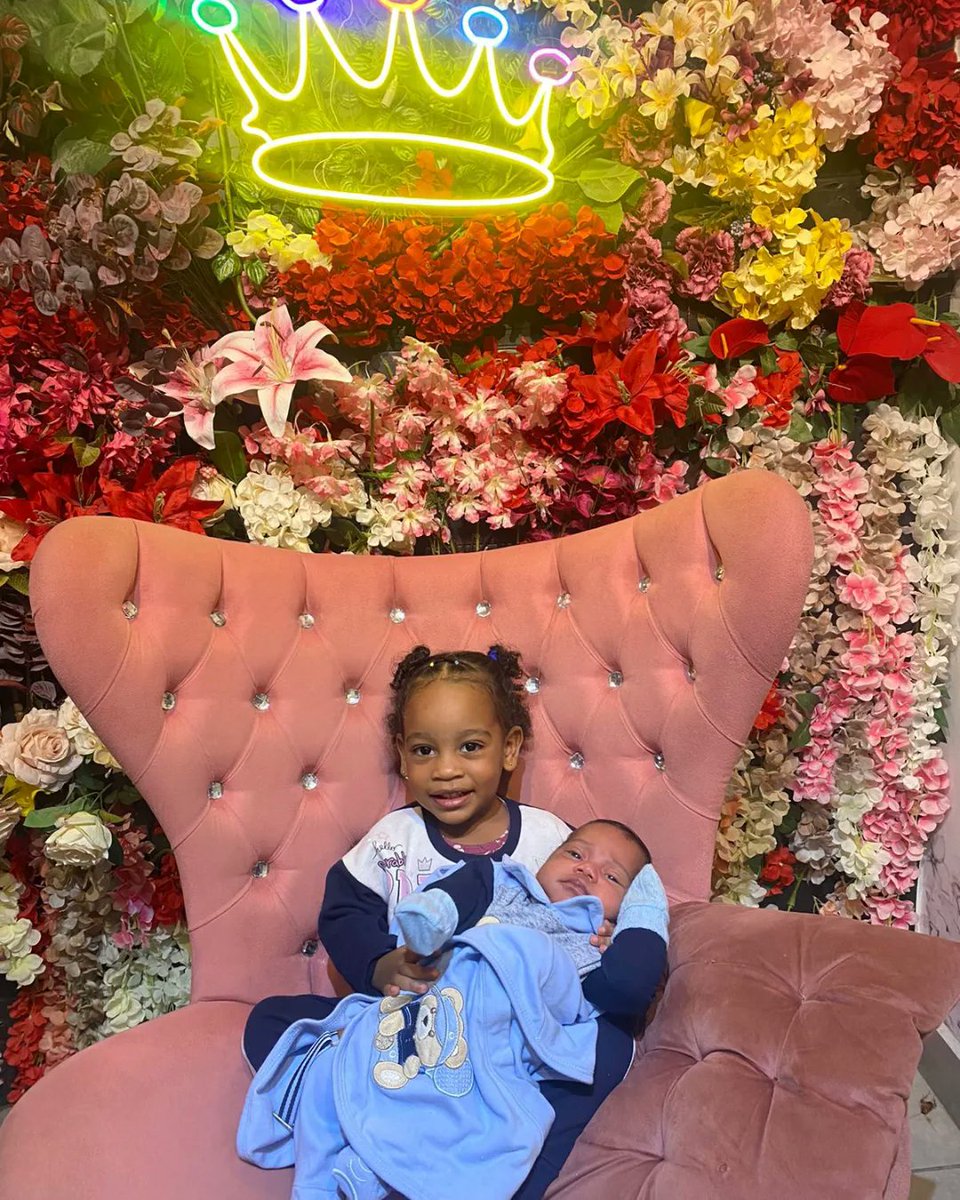 badgaloore's tweet photo. Intocáveis. 🤍🥰 https://t.co/FxKE36f5A0